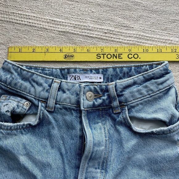 Zara Ripped Distressed High Rise Button Fly Straight Fit Mom Jeans Size: 0/24 - Picture 5 of 8